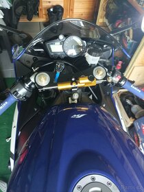 Prodám Yamaha R1 - 8