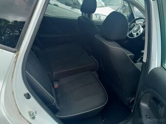 Kia Venga 1.6 CRDI FAP - 8