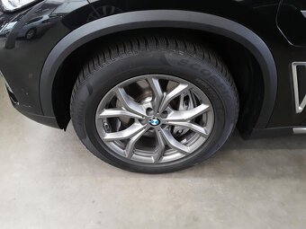 BMW X5 45e xDrive 3.0 290kW 4X4 X-Line / Vzduch / 2x ALU 19 - 8