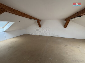 Pronájem bytu 2+1, 90m², Veselí nad Lužnicí, ul. Budějovická - 8