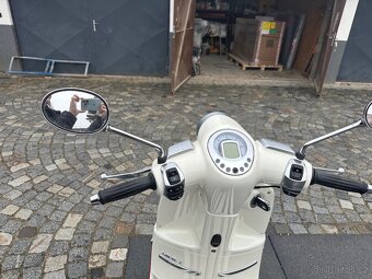 Peugeot Django 125 - 8