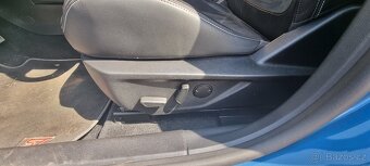 Ford Focus ST - 8