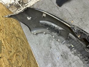 Predni naraznik Mazda 3 2005 - 8