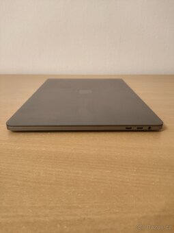 Apple MacBook Pro 13 2017 – i5 | 8GB | 256GB - 8