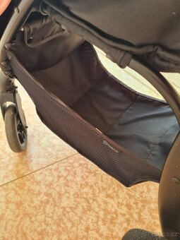 Kočárek Kinderkraft růžový - 8