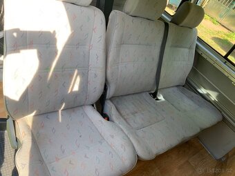 VW T4 2.5i Syncro 9 míst 85kw - 8