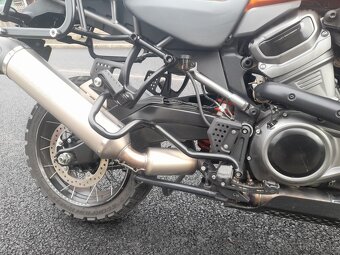 HARLEY DAVIDSON® PAN AMERIKA 1250 - 8