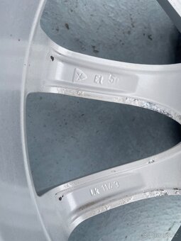 Alu kola Mazda 7Jx17 ET50 5x114,3 225/65/17 - 8