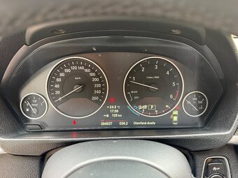 BMW F30 320d xDrive LUXURY Limousine - Automat 135 kW - 8