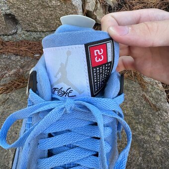 Prodávám boty Air Jordan 4 Retro “University Blue” (GS) - 8