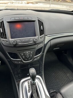 Opel Insignia A 1.6CDTi 100kW - 8