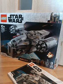 LEGO Star Wars Razor Crest 75292 - 8