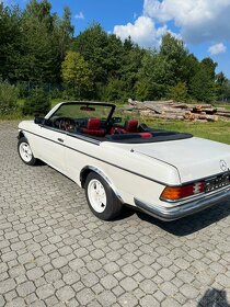 Snížená cena Mercedes-Benz Cabrio W123 230e - snížena cena - 8