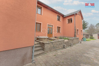 Prodej rodinného domu, 252 m², Vojkovice, ul. Hlavní - 8