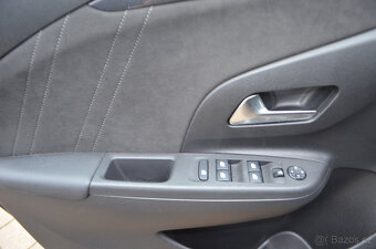 PRODÁM OPEL E-CORSA GS-LINE 50KW BATERIE, 2022 - 8