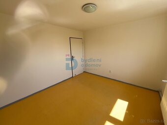 RD se čtyřmi byty - se širokou možností využití - Újezd (okr - 8