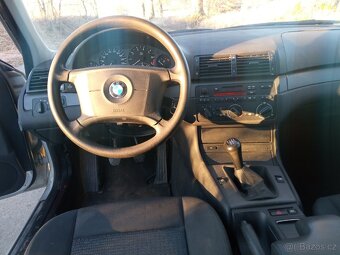 BMW 325 i - 8