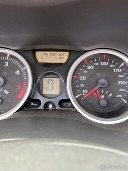 RENAULT MEGANE KABRIO 1.9DCi - 8