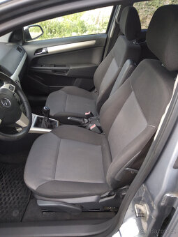 Opel Astra kombi - 8
