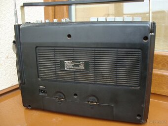 Radiomagnetofon Universum - 8