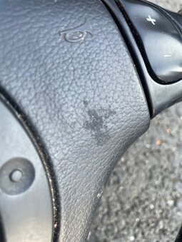 Prodám tento volant na Audi a4 b5. - 8