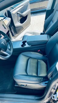 Tesla Y, LR AWD, 378 kW, 2/22, 66t km, DPH - 8