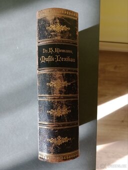 Stará kniha (rok 1900). - 8