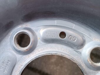 466. Zimní sada Ford 195/65 R15 - 8