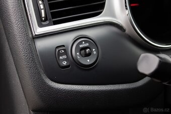 Kia Ceed SW 1.6 CRDi Gold 100kW, M6 07/2017 - 8