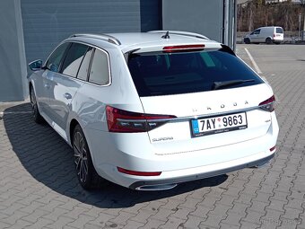 Škoda Superb combi 2,0 TDi 4x4 DSG L&K - 8