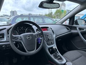 Opel Astra J sedan TURBO - 8