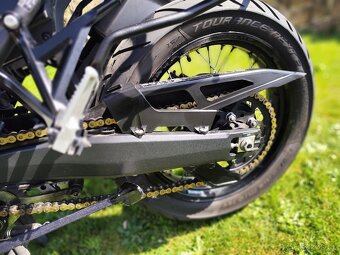 AFRICA TWIN 1000 - 8
