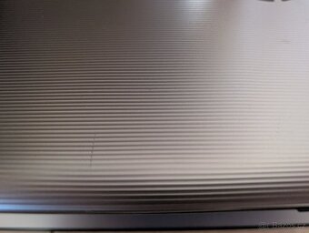 notebook HP 15 15,6 palců - 8