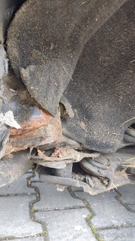 Ford Puma 1,7 r 2000 - 8