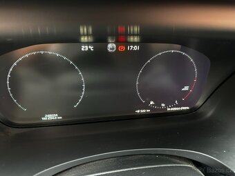 Volvo V90 D5 AWD R-Design Panorama, 173 kW, 2017, Automat - 8