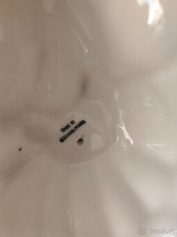 Royal dux žena so sukňou porcelánová soška - 8