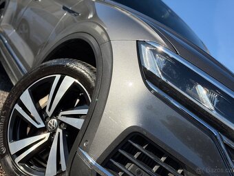 VW Touareg 3.0TSi V6 E HYBRID 2022 - MAX VÝBAVA - DPH - 8