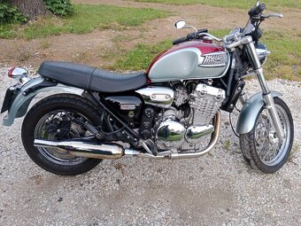 Triumph Thunderbird 900 - 8