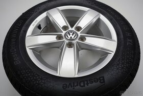 Volkswagen Golf - Originání 15" alu kola - Zimní pneu - 8