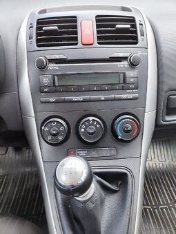 Toyota Auris 1.6 valvematic 97kw - 8