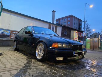 Bmw e36 323ti - 8