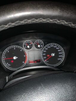 Prodám Výměnim Ford focus II 1.6 TDCI 80kw 2007 - 8