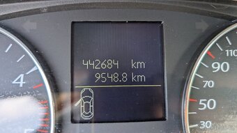 Renault Laguna 3 Dynamique (M9R) - 8