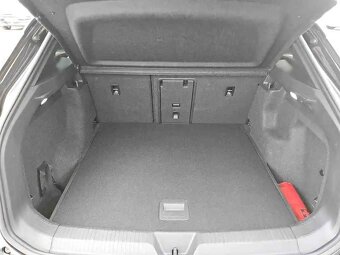 Volkswagen ID.4 Pro 150kw,matrix,panorama,tažné, 360°kamery - 8