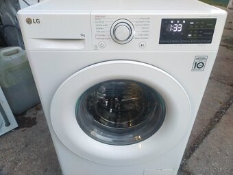 Prodám plně funkční digitální pracku značky LG--9 kg--DOVEZU - 8