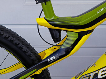 ELEKTROKOLO M1 STERZING – 120nM – 880Wh – CARBON  - 8