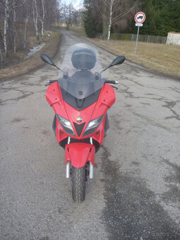 Gilera Nexus 300 i.e. - 8