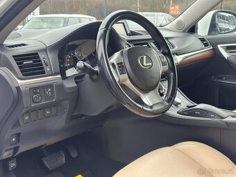 Lexus CT 200h 2011 - 8