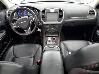 CHRYSLER 300C - 8