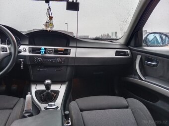 BMW 325i E90 manuál 160KW - 8